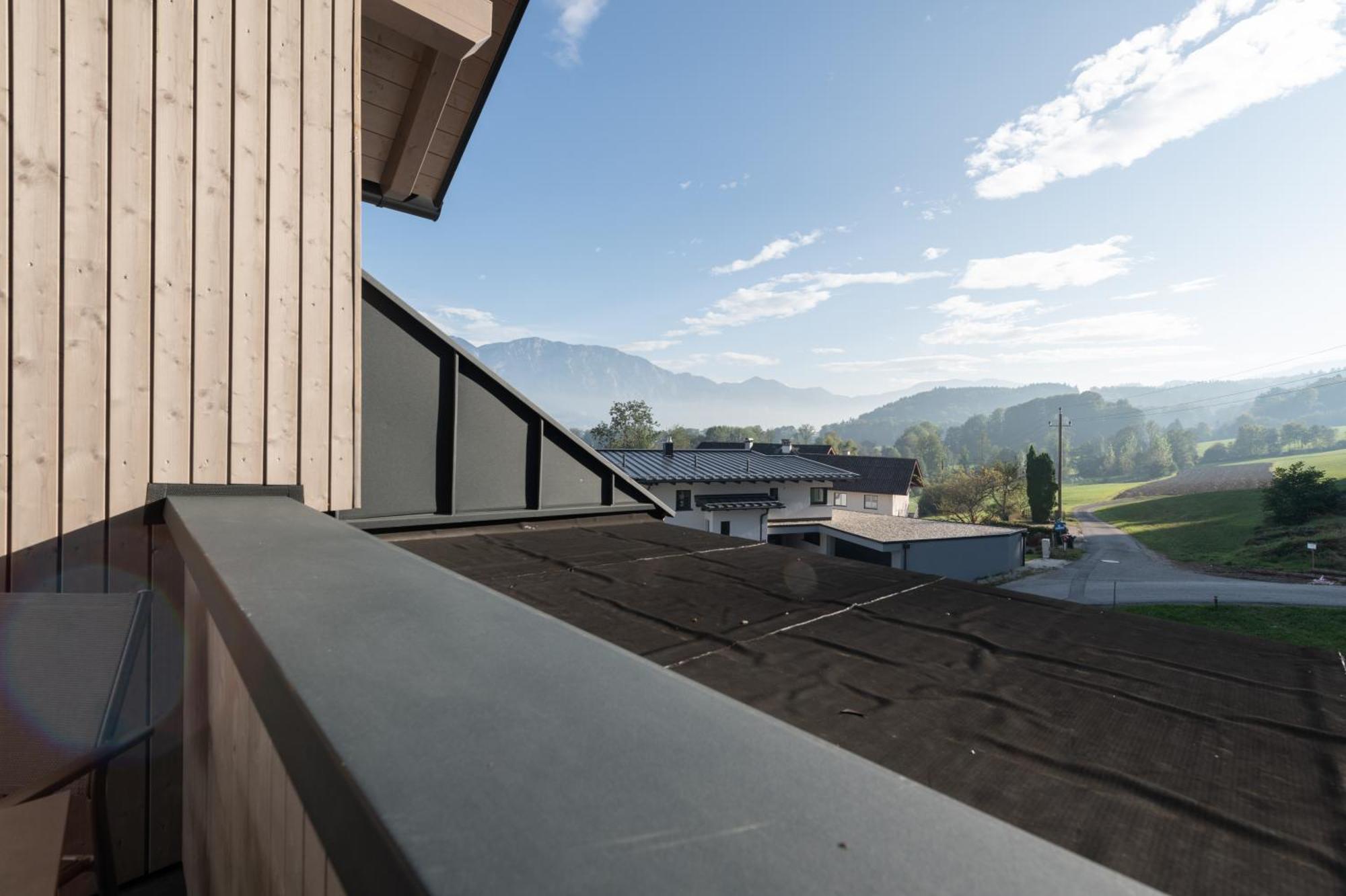 Hotel Schoenberger Nussdorf am Attersee Exterior foto