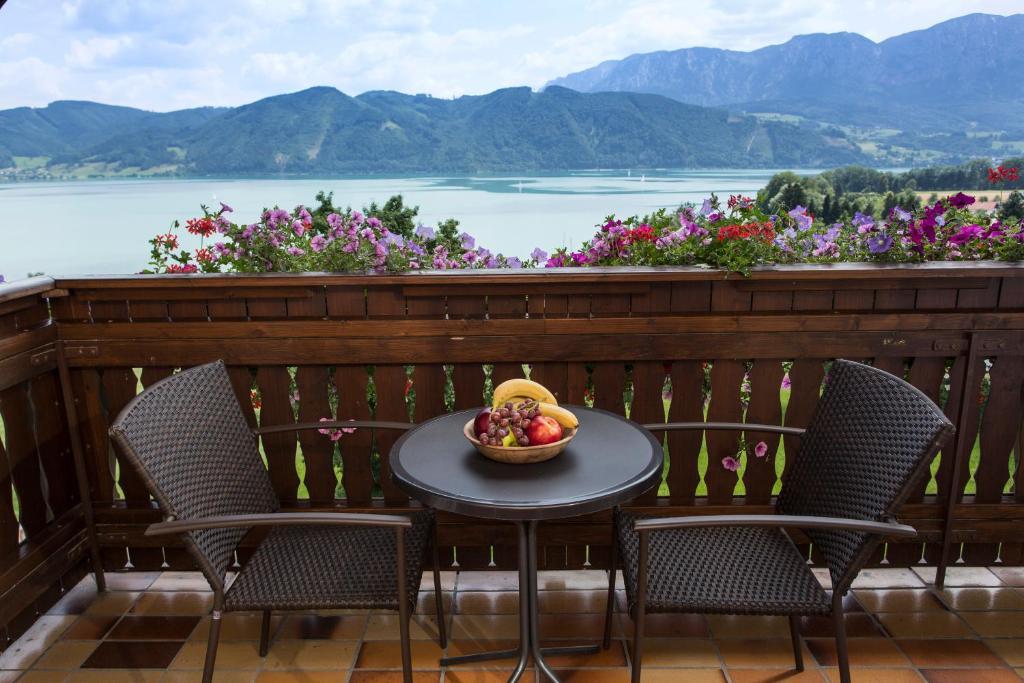 Hotel Schoenberger Nussdorf am Attersee Exterior foto